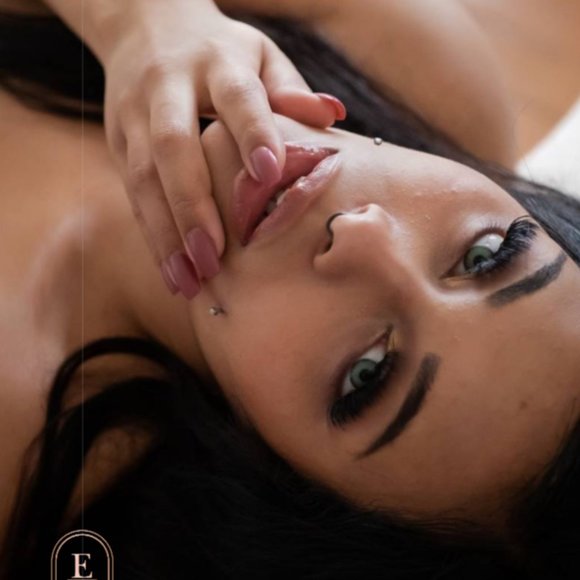 Meet your Posher, Hope - Picture 3 of 12